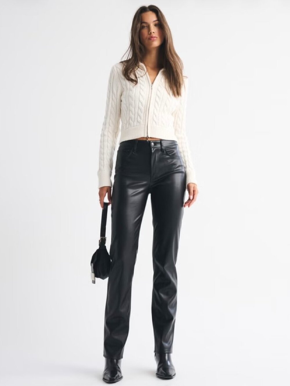 Abercrombie & Fitch Vegan Leather 90s Straight Pants – NWT – Size 29/8